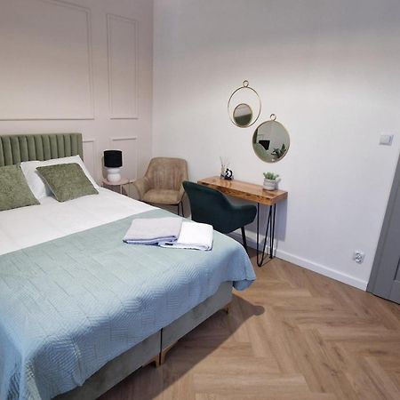 Brama Lwowska Apartamenty - Wiecej Na Www,Bramalwowska,Pl Zamosc  Bagian luar foto
